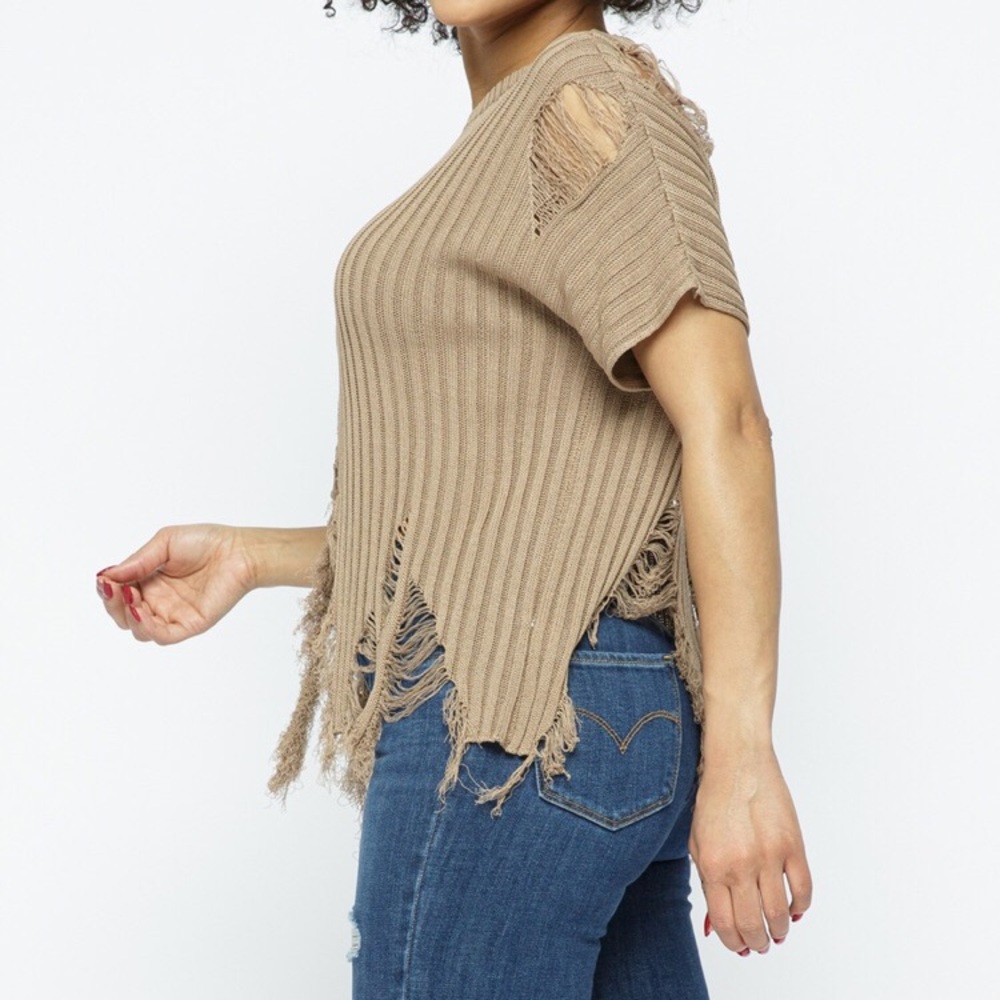 Cropped Distressed Sweater - Picture 4 of 9